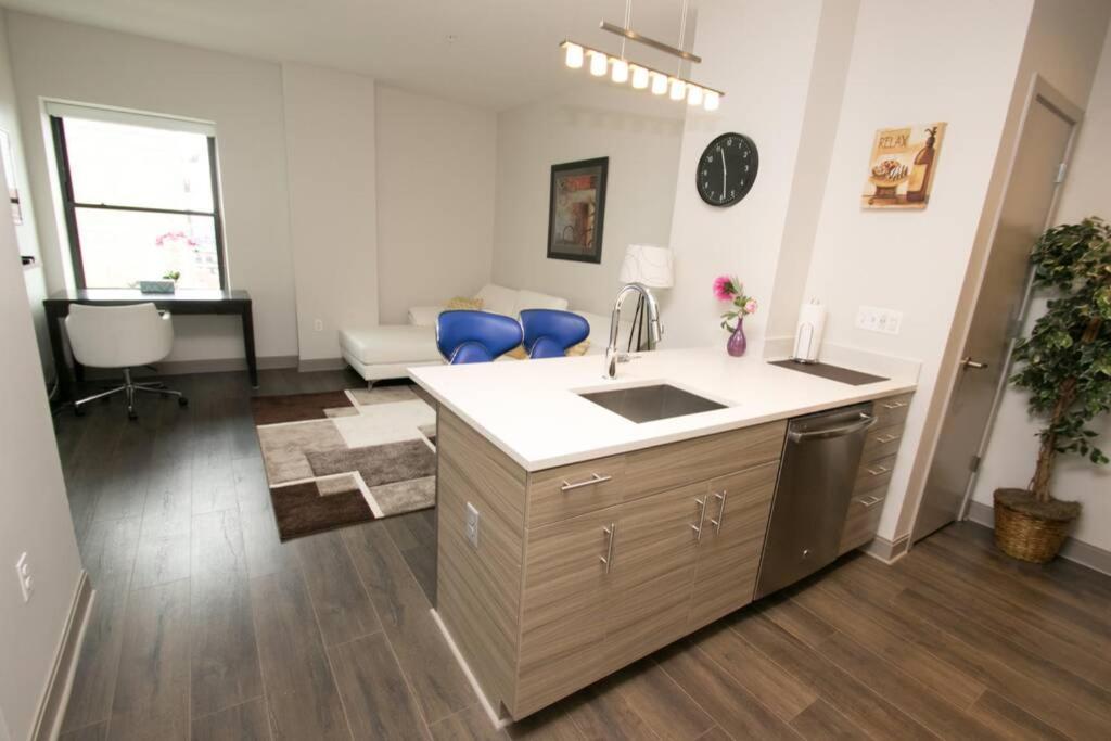 Ultra Modern New 1Br 1Ba By Rittenhouse Doorman!!! Apartment Филаделфия Екстериор снимка